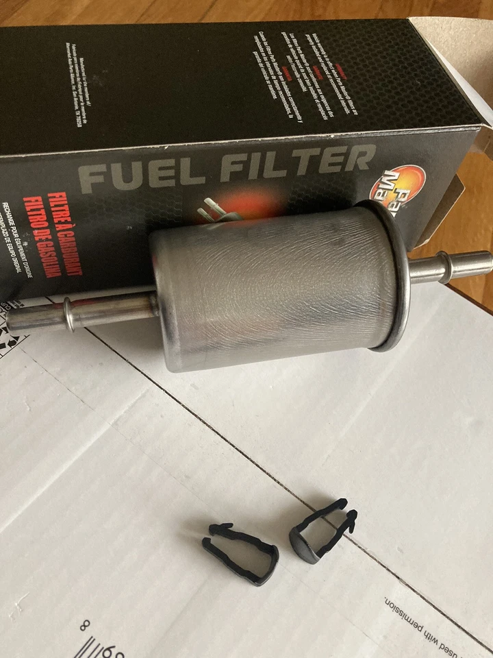 Filtro de combustible - GKI Parts Master 73243 Foto 1 de 4