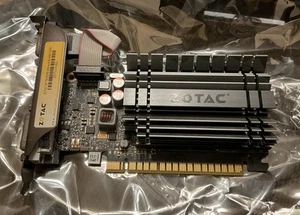 Zotac Nvidia GT 730 Zone Edition 4 GB 64 Bit DDR3 PCI Express Video Card - Picture 1 of 6