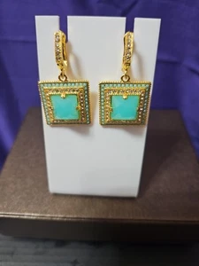 Bellissimi orecchini placcati oro con gemme piramide verde + cristalli trasparenti + turchesi - Foto 1 di 3