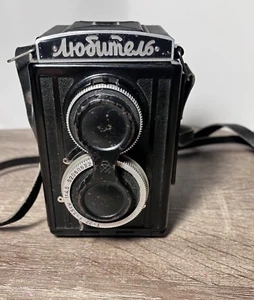 RARE LOMO First EDITION Lubitel Medium Format Soviet TLR film Camera - Picture 1 of 14