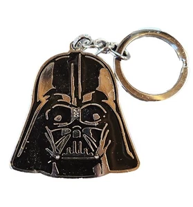 Star Wars Darth Vader Schlüsselring schwarz silber Emaille UK Verkäufer kostenlose P&P - Bild 1 von 4