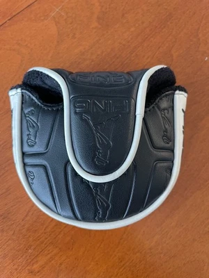 Cubierta de cabeza magnética para palos de golf PING MALLET Foto 1 de 4