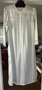 New Vintage CHRISTIAN DIOR Pale Blue Nightgown Satin Lace Size Large ~ NWOT - Picture 1 of 4