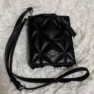 COACH Quilted Shoulder Bag - Picture 1 of 2