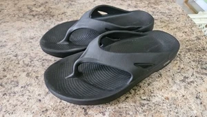 Black OOFOS Original Recovery Sandal Flip Flops Men’s 10 Women's 12 Comfort - Picture 1 of 6