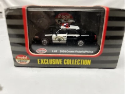 Model Power Minis 2005 Ford Crown Victoria California highway patrol - Image 1 of 4