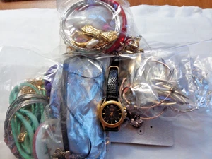 Costume Jewelry Lot Assorted Mystery Bags 1.5 Lbs  Reseller Wearable - Picture 1 of 3