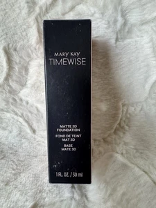 Mary Kay TimeWise MATTE 3D Liquid Foundation Shade Ivory N 140 - Picture 1 of 3