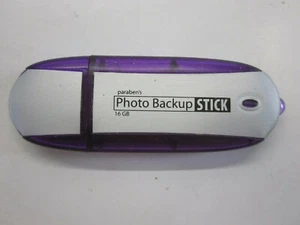 Paraben's Photo Backup Stick for Computers, Phones, and Tablets 16 GB (New) - Picture 1 of 4