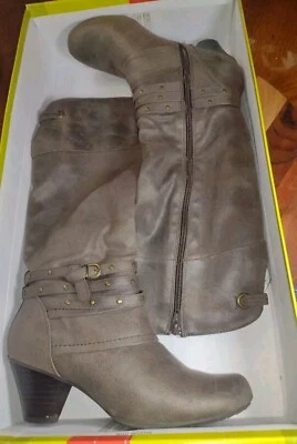 Bare ловушки Rigley ботинки серо-серый середины икры стороны молнии бедствия искусственной кожи 7,5 М GA03 - Изображение 1 из 4