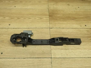 2018-2023 HONDA ODYSSEY FRONT RIGHT PASSENGER SIDE DOOR HANDLE BRACKET OEM 8946 - Picture 1 of 7