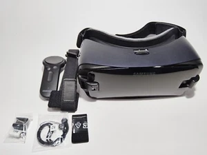 Samsung Gear VR Headset with Controller Powered by Oculus - Picture 1 of 8