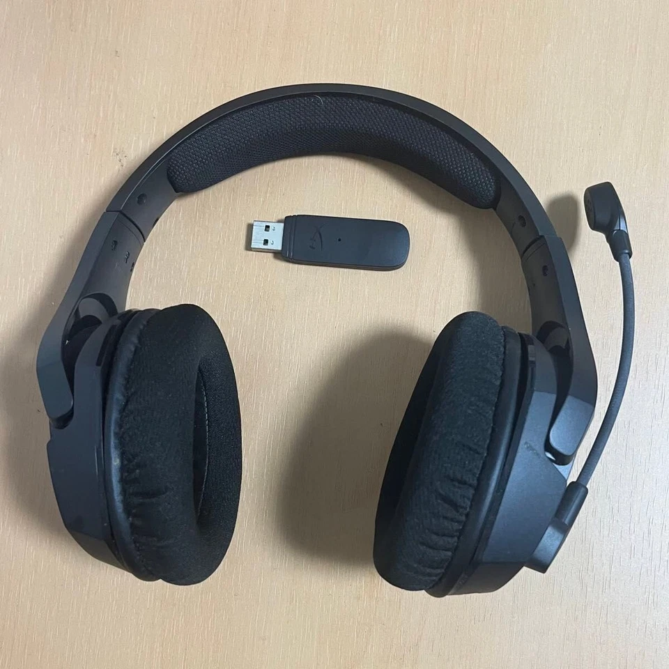 HyperX HHSS1C-BA-BK/G Cloud Stinger Core Wireless + 7.1 Wireless Gaming Headset - Image 1 of 1