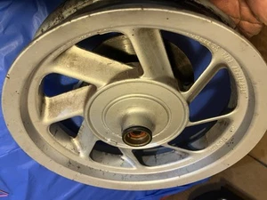 1999 HELIX CN250 FRONT WHEEL Honda 2.50X12 Lot 2945 - Bild 1 von 13