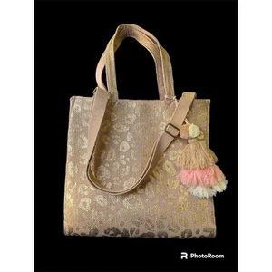 America & Beyond Metallic Gold Cheetah Print Jute Tote Crossbody Bag - Picture 1 of 5