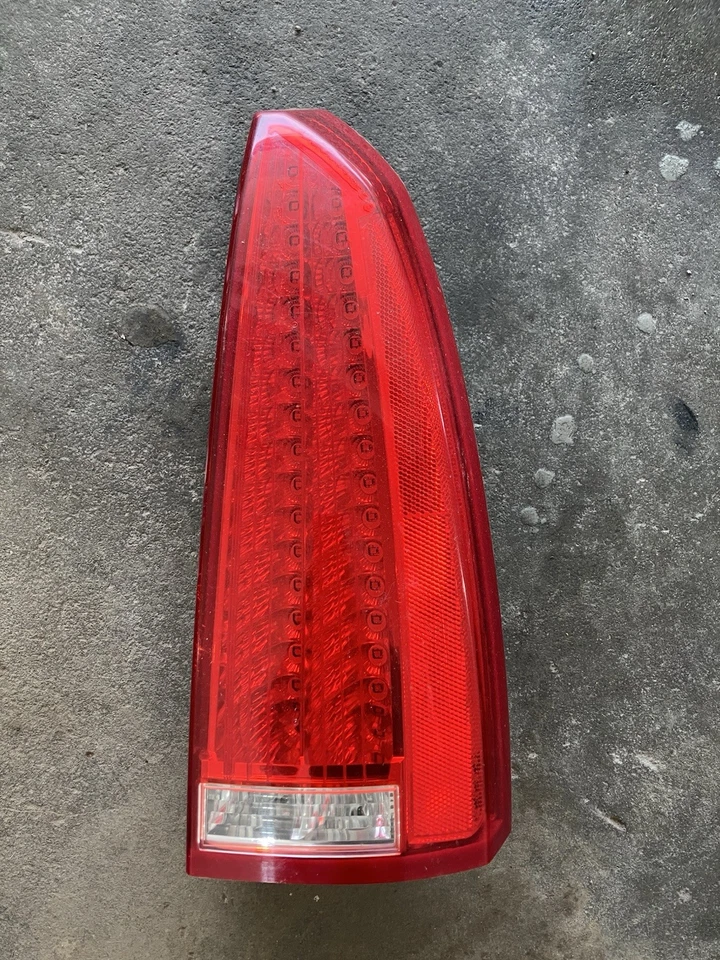 2006-2011 Cadillac DTS RH Right Passenger Taillight - Image 1 of 1