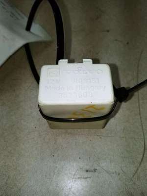 Volvo SL 240 1985 bomba de combustible inyector relé fabricante de equipos originales usado probado 3523608 Foto 1 de 4