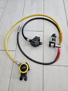 Atomic Aquatics B2 1st and 2nd Stage Yoke Scuba Regulator Diving Equipment - Picture 1 of 9