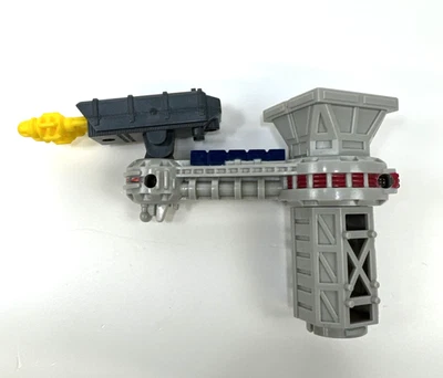 Missiles & Turret from 1999 Galoob Micro Machines Military Towers Battle Zones - Image 1 of 4