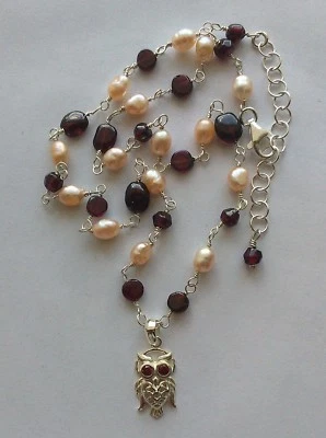 Collana perle di fiume rosa granato ciondolo Gufo Civetta rosario Argento 925  - Immagine 1 di 4