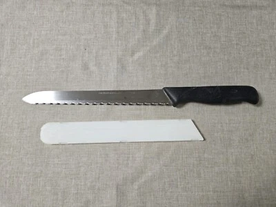 Cuchillo para pan de chef mimado de acero inoxidable hoja de 9" funda de plástico blanco Foto 1 de 4