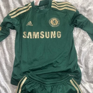 12/13 chelsea goalkeeper - Picture 1 of 2