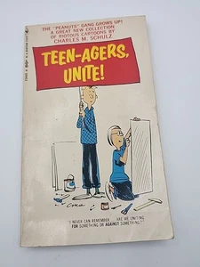 TEEN-AGERS, UNITE! by Charles M. Schulz (1967) Bantam cartoon paperback 1st - Picture 1 of 9