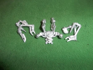 WARHAMMER40K CHAOS SPACE MARINE FABIUS BILE CHIRURGEON     BACKPACK LOT U - Picture 1 of 2