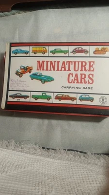 Mattel Inc.Miniature Cars & Carrying Case ! Truely 95% Original all Metal Wheels — 第 1/4 张图片