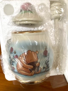 NIB LENOX Classic Winnie The Pooh Honey Pot W/ Lid & Stirrer w/ Gold Trim - Picture 1 of 8