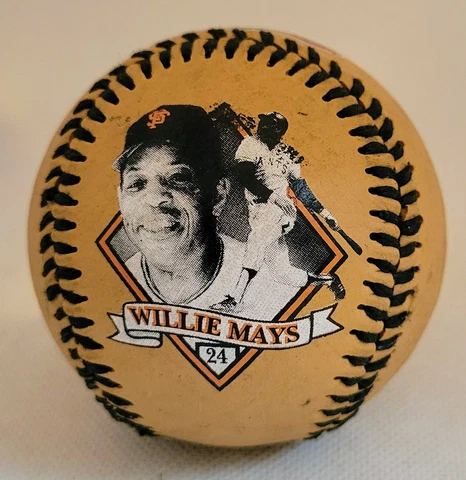 Willie Mays San Francisco Giants Legends Collectible Baseball MLB 2005 Cover