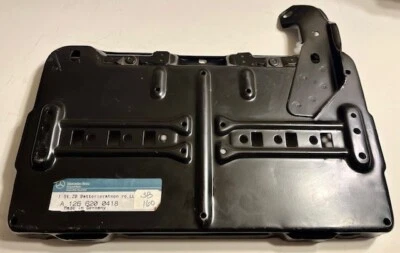 OE-Mercedes Battery Tray for 91-93 300SE, 91 300SEL, 91 420SEL - Image 1 of 2