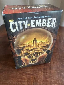 The City of Ember Complete Boxed Set - Paperback By DuPrau, Jeanne - Imagen 1 de 11