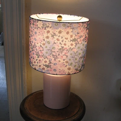 KATE SPADE Table Lamp Daisy Lampshade Pink Ceramic Base RETIRED - Image 1 of 4