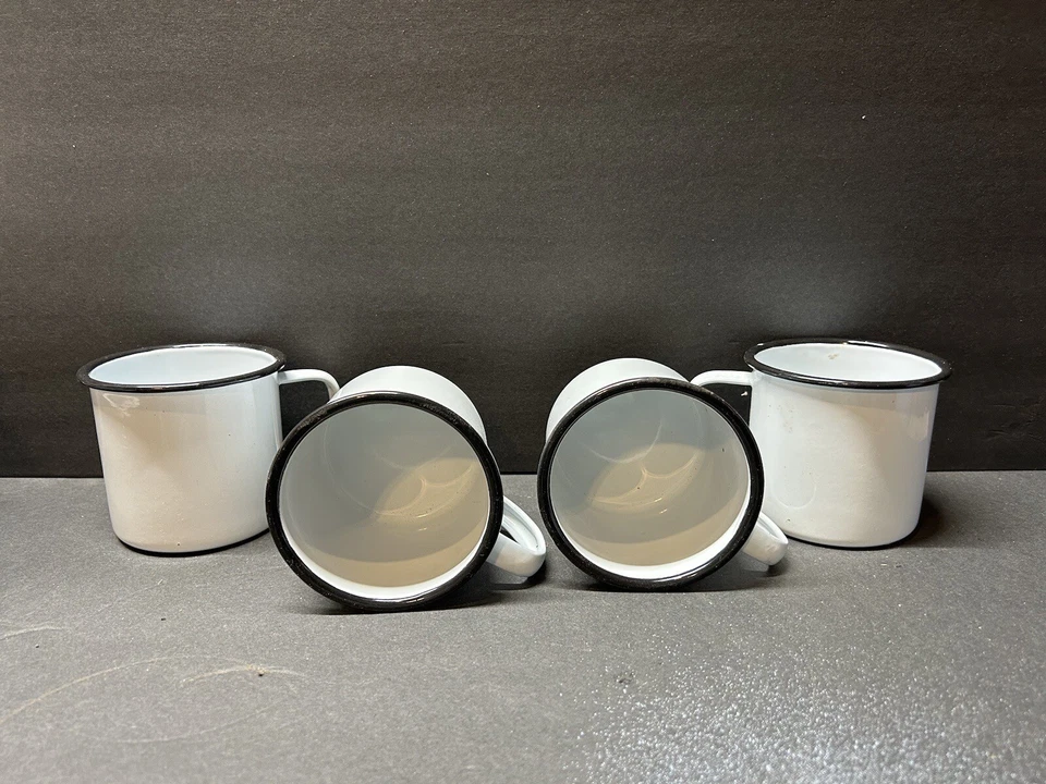 Nuevo con etiquetas Juego de 4 tazas de café de té Crow Canyon esmalte blanco con borde negro Foto 1 de 4