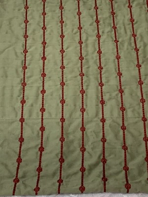 NATORI Flor de Cerezo Euro Sham Gris Carbón Bordado 100% Algodón 21”x21” Foto 1 de 4