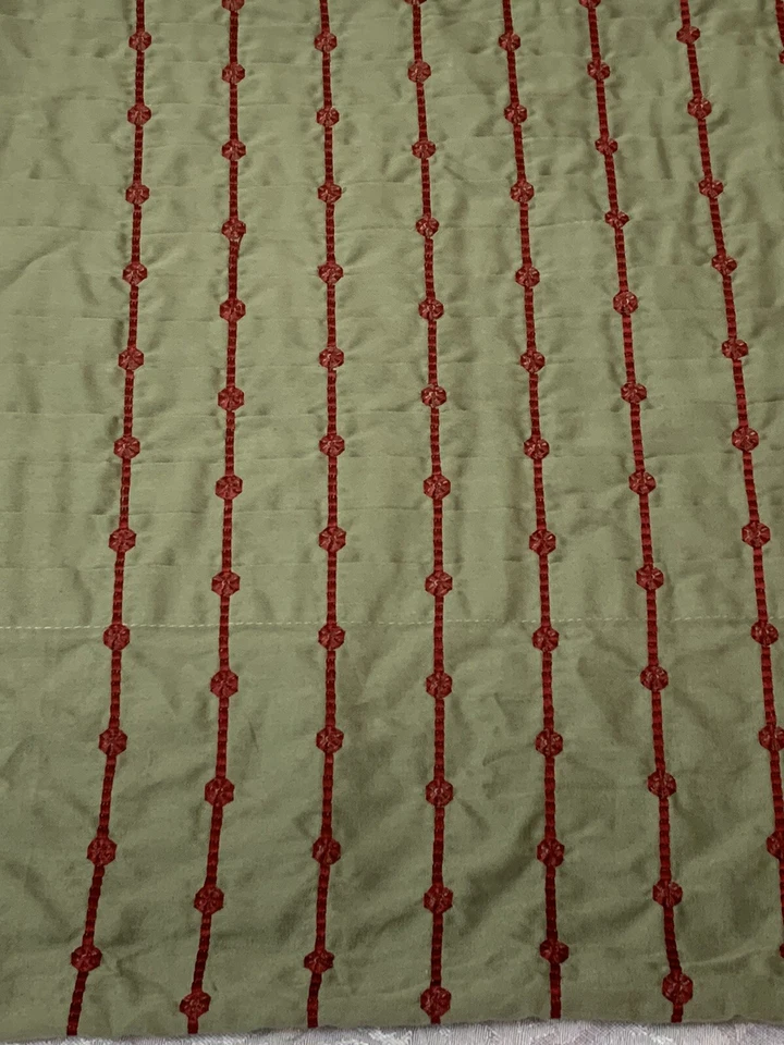 NATORI Flor de Cerezo Euro Sham Gris Carbón Bordado 100% Algodón 21”x21” Foto 1 de 4