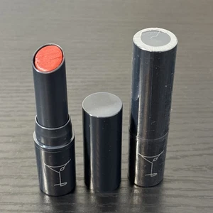 2 nuovi rossetti color tonalità di bacio vampiro full size 2,5 g / 0,09 oz sigillati - Foto 1 di 8