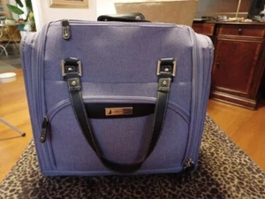 London Fog 20" Paddington Expandable Spinner Carry On Purple - Picture 1 of 21