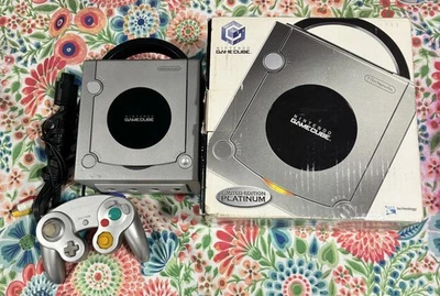 Nintendo GameCube w/ Box, Controler, AV Cable, and no power supply -  - Image 1 of 4