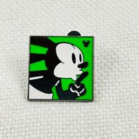 DLR 2014 Hidden Mickey Oswald Expressions Happy Disney Pin 99905