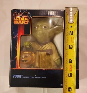 2013 Star Wars Yoda Trick-or-Treat Pumpkin Halloween Novelty Lights Figure - Picture 1 of 8