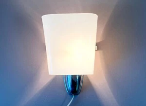 1966 Soviet Wall Lamp Space Age White Plexiglass Shade Metal Base Mid-Century - Picture 1 of 10