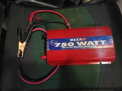 Vector Maxx SST VEC043 750 Watt DC to AC Power Inverter Battery Clips 1500 Watt - Image 1 of 4
