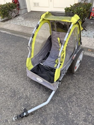 InSTEP Single Seat Bike Trailer for Kids - Green/Gray - Image 1 of 3