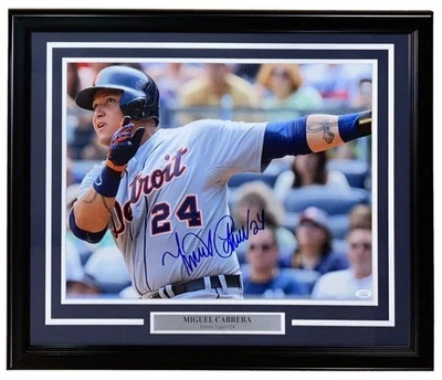 Foto emoldurada assinada por Miguel Cabrera 16x20 Detroit Tigers JSA - Imagem 1 de 3