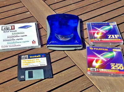 Iomega Zip 250 USB External Portable Drive - Plus Disks & OEM Software - Tested - Image 1 of 4