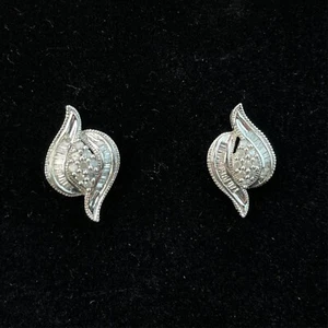 Ohrringe 14 Karat Weißgold 0,50 ctw rund und Baguette Diamant JTV - Bild 1 von 12