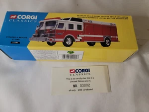 Corgi Classics Cyclone II Rescue E-One Fire Engine Truck 52201 Diecast 1:50 - Picture 1 of 3