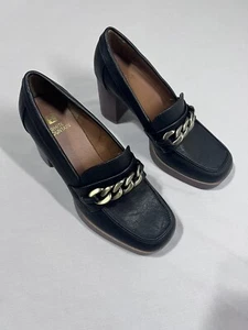 White Mountain Shoe Women 8 Black Loafer Heel Y2K 90s Chain Accent Dark Academia - Picture 1 of 9